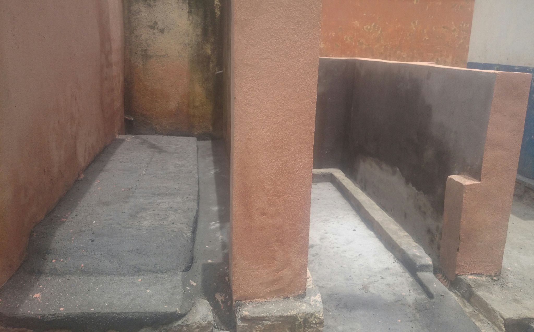 Blocs sanitaires malgaches rénovés