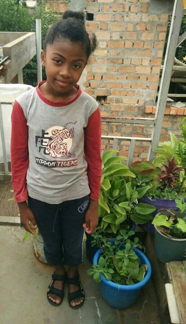 Hajaina, une fille à parrainer à Madagascar