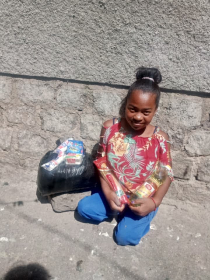 Manitra, une fille parrainée avec Zazany Madagascar