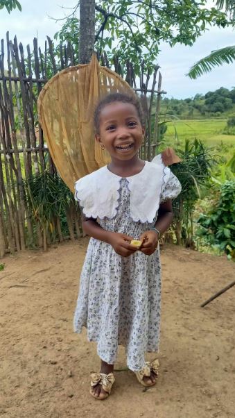 Ophélie, une jeune fille à parrainer à Madagascar
