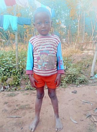 Fitahiana, un jeune garçon malgache pauvre à parrainer à Madagascar